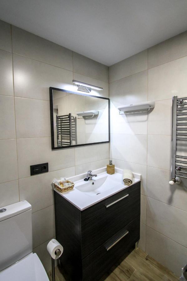 Onís Apartamentos Los Balcones De Nieda 1 المظهر الخارجي الصورة