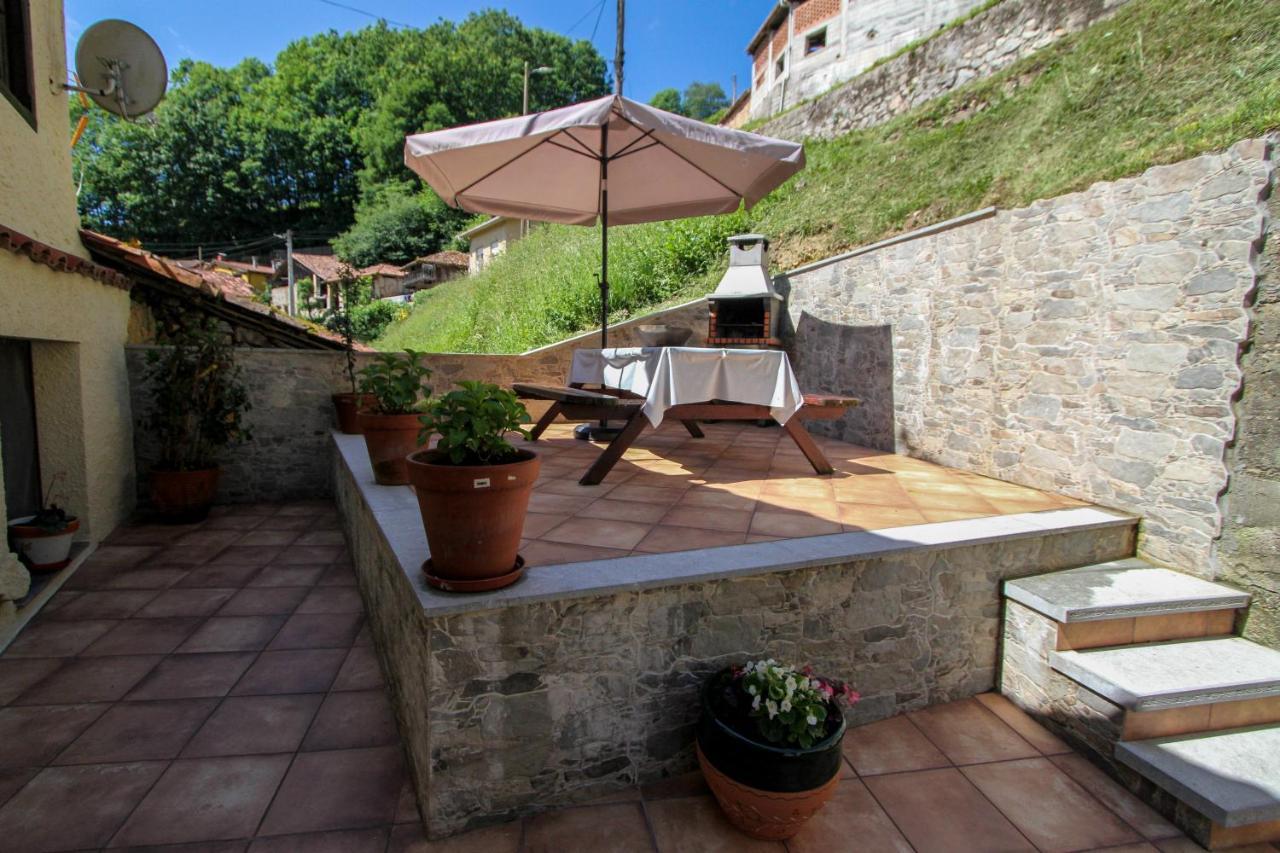 Onís Apartamentos Los Balcones De Nieda 1 المظهر الخارجي الصورة